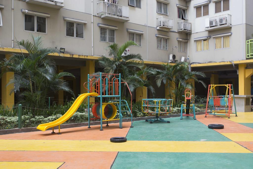 Reddoorz Apartment @ Pulo Gadung Джакарта Екстериор снимка